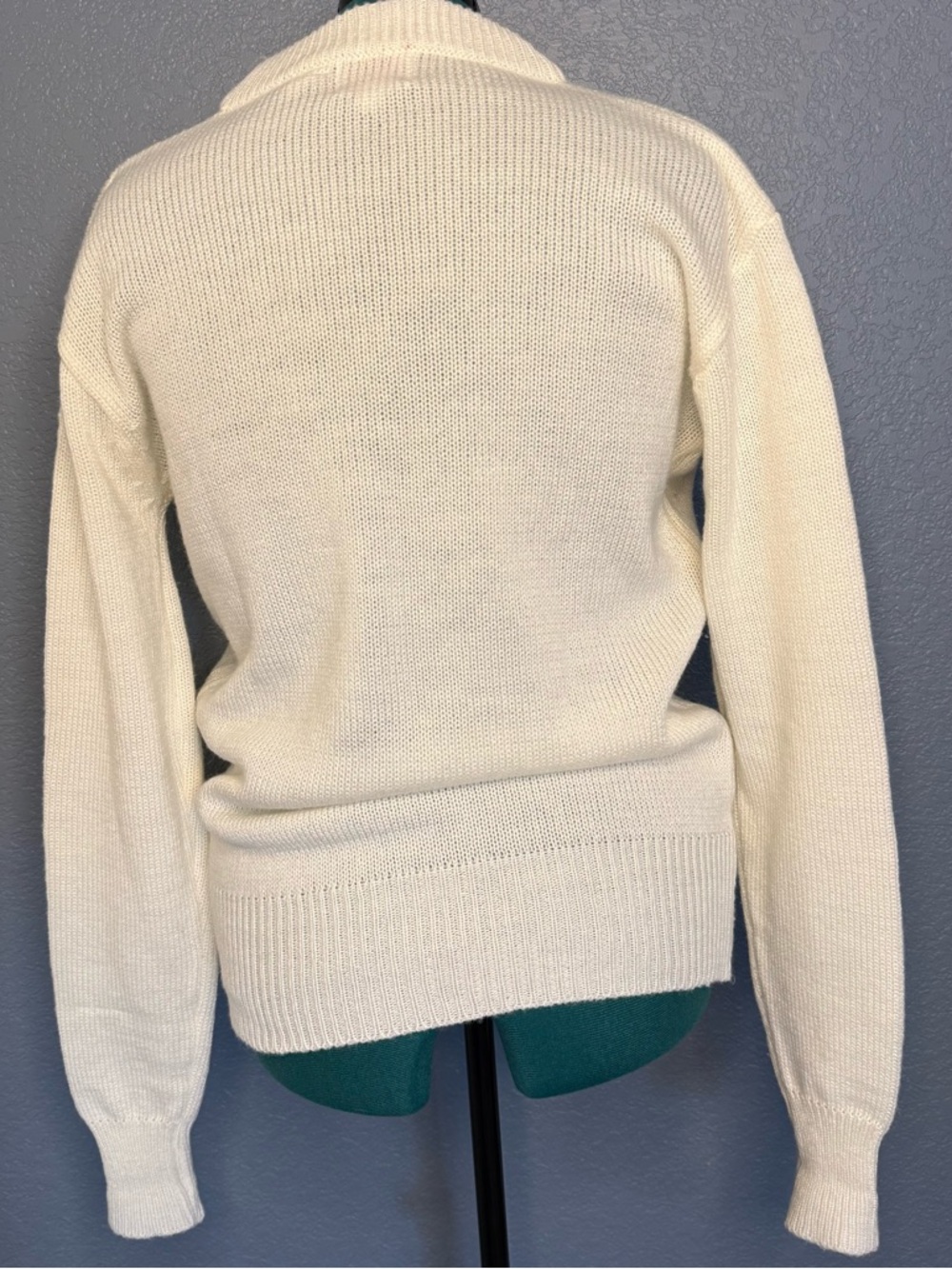 Vintage Disney Mickey Mouse Sweater XL Cream V Neck Graphic Knit Y2K - Picture 5 of 9